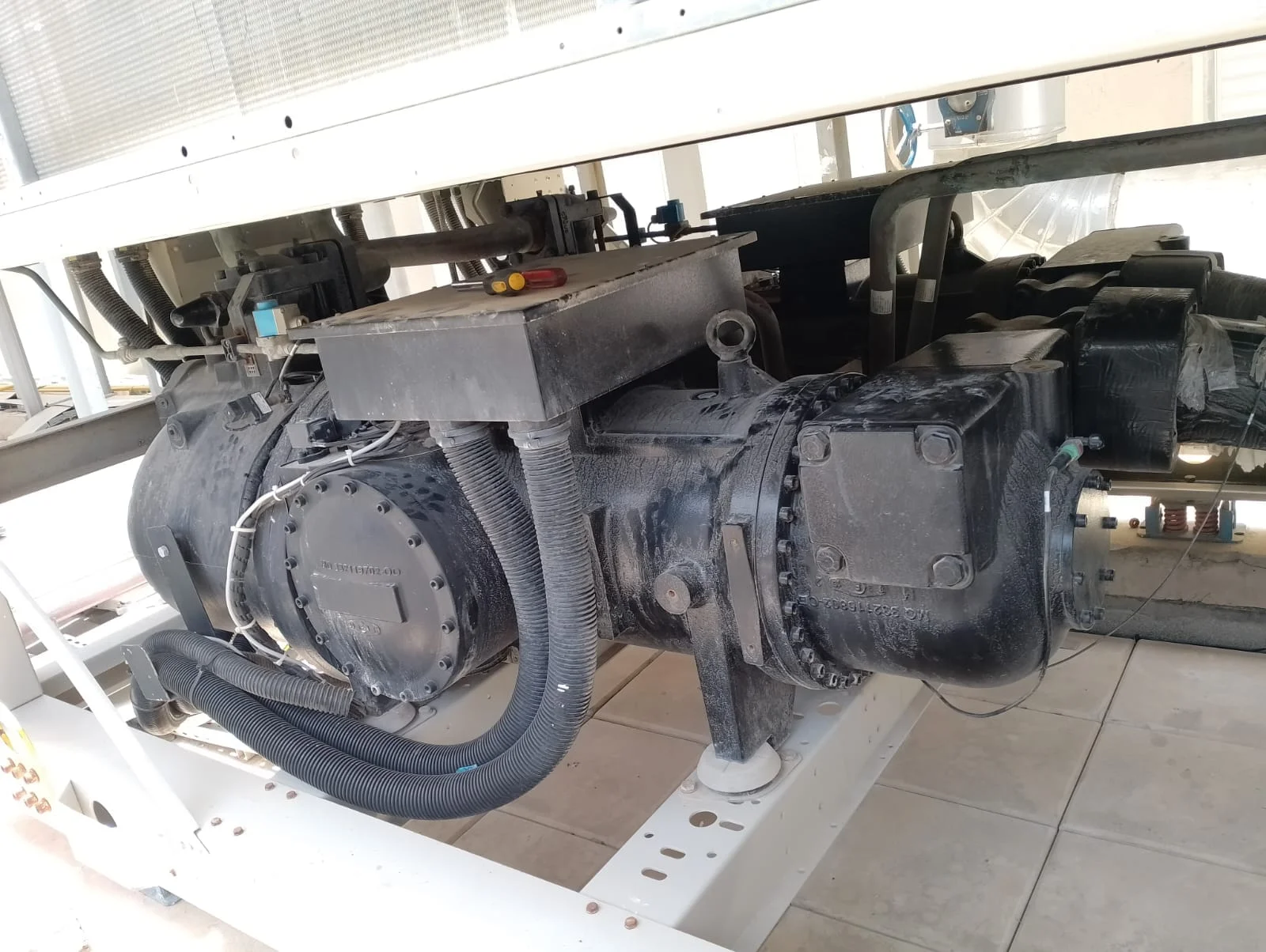 Compressor valve plate replacement and repair